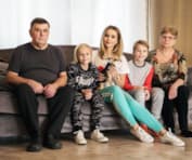 Ксения Новикова с семьей