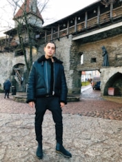 Yanix (Янис Бадуров)