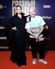 Карен Оганесян с женой