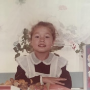 Елена Гущина в детстве