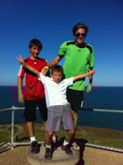 Денис Штенгелов с детьми