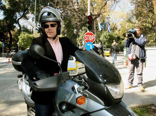 Алексис Ципрас любовь к большим мотоциклам