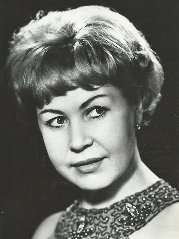 Инна Макарова