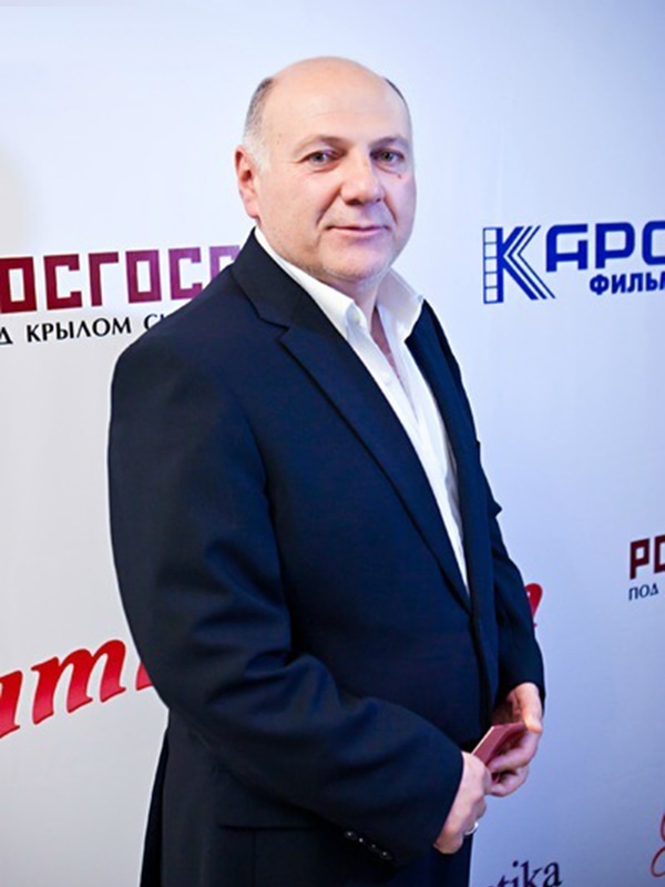 Газаров. Сергей Газаров. Газаров Сергей актер фильмография. Газаров Сергей Ишханович с семьей. Барик Саркисович Кубанян прототип.