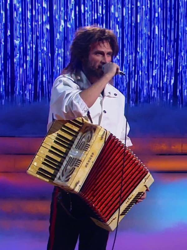 Игорь Тальков на сцене
