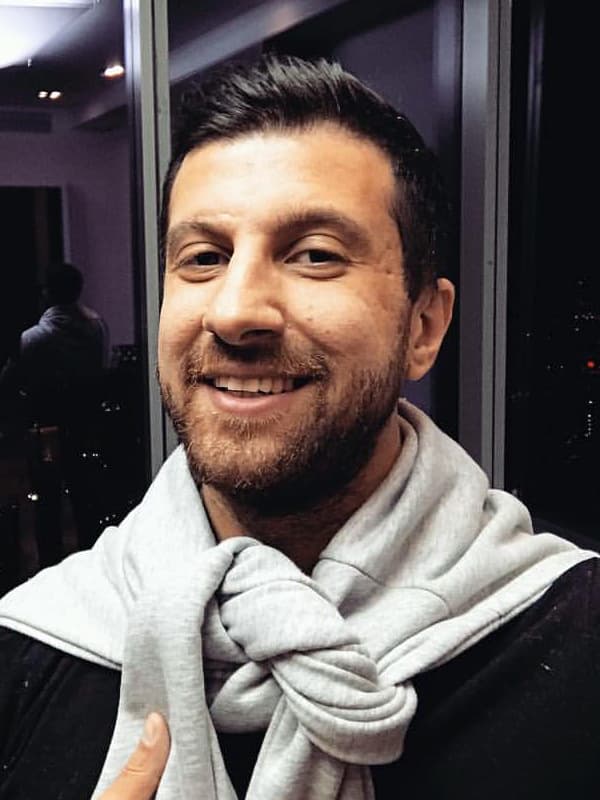 Амиран Сардаров