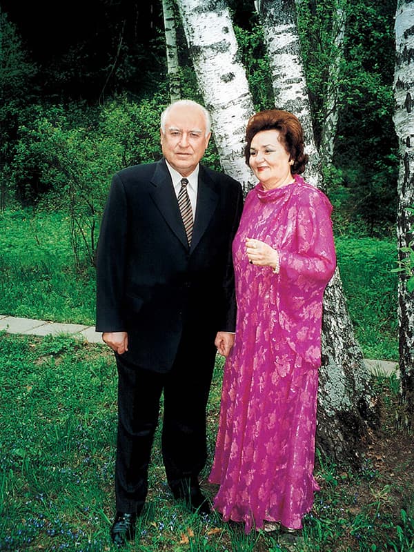 Виктор Черномырдин с женой
