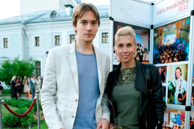 Алёна Свиридова со старшим сыном Василием