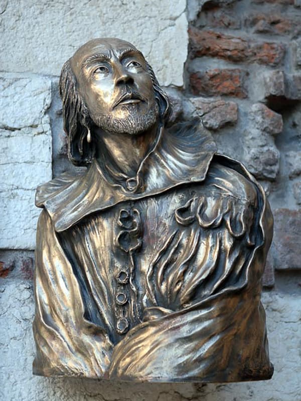 Уильям Шекспир. Памятник в Вероне