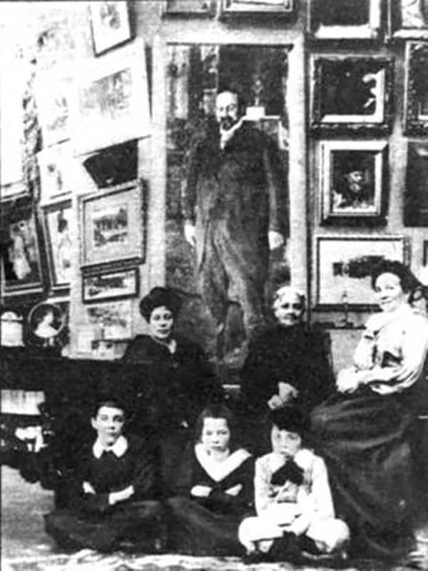 Савва Морозов с семьей