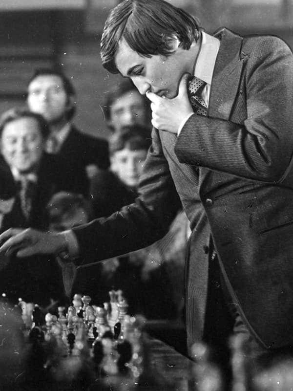 Карпов шахматист фото молодой