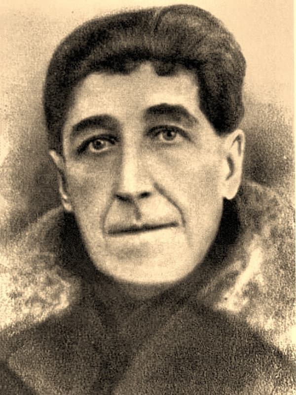 Игорь Северянин