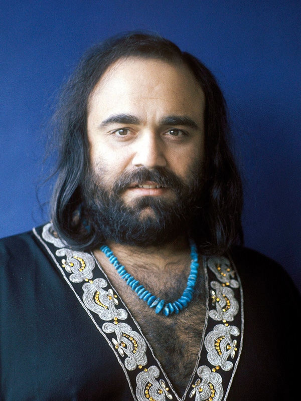 Демис руссос на русском