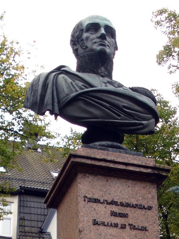 Памятник Михаилу Барклай-де-Толли в Тарту