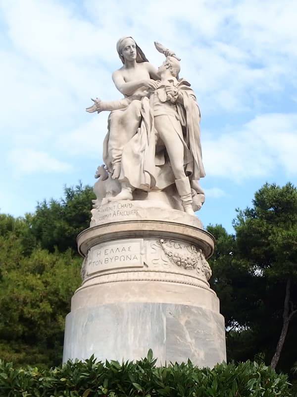 Памятник Джорджу Байрону в Афинах