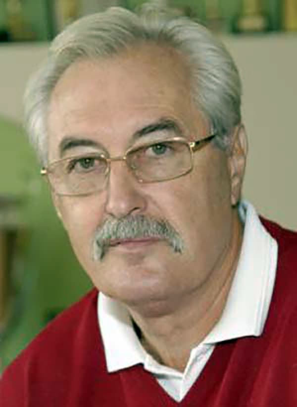 Сергей Белов