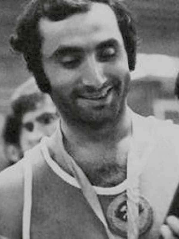 Баскетболист Зураб Саканделидзе