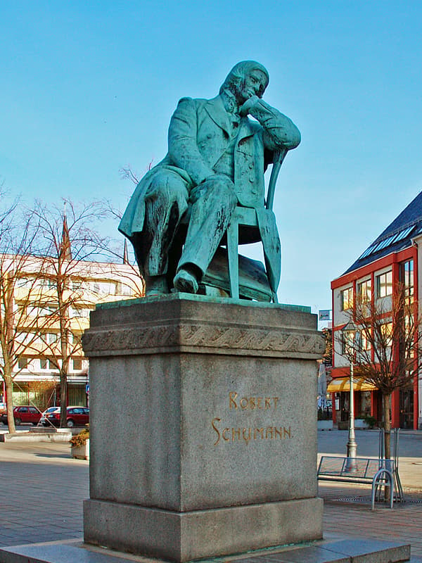 Памятник Роберту Шуману