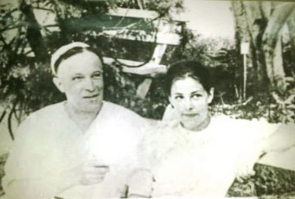 Дмитрий Карбышев с дочерью Еленой