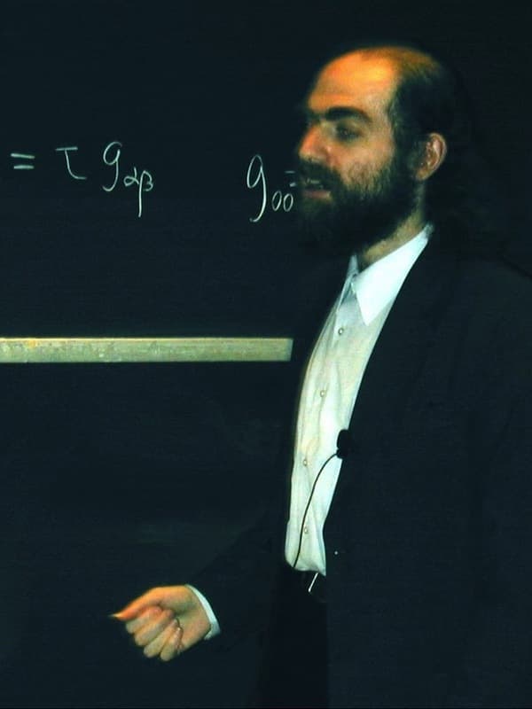 Григорий Перельман доказывает математическую теорию