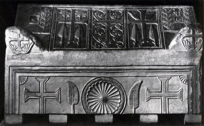 Саркофаг Владимира Мономаха в соборе Святой Софии