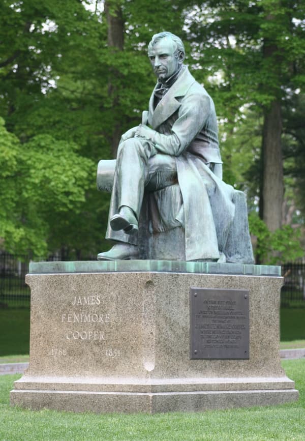 Памятник Фенимору Куперу