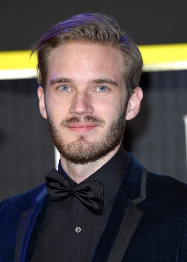 PewDiePie (ПьюДиПай)