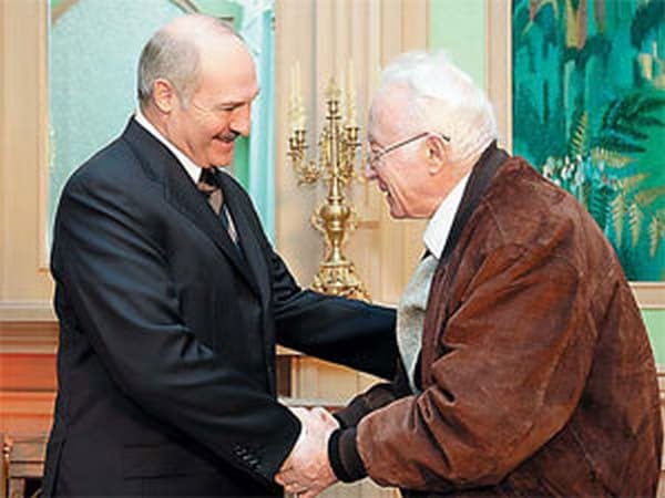 Рой Медведев и Александр Лукашенко