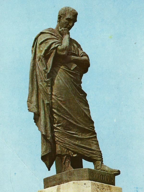 Памятник Овидию