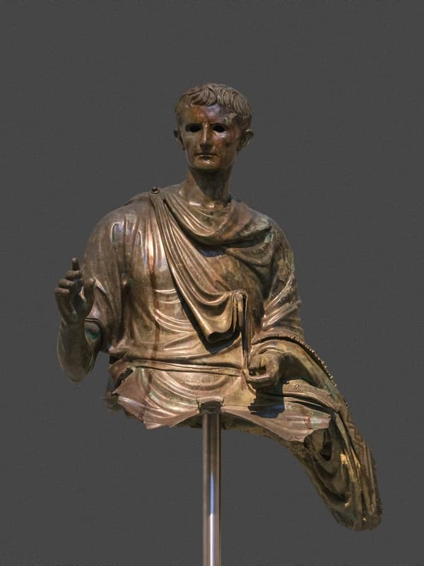 Статуя Октавиана Августа
