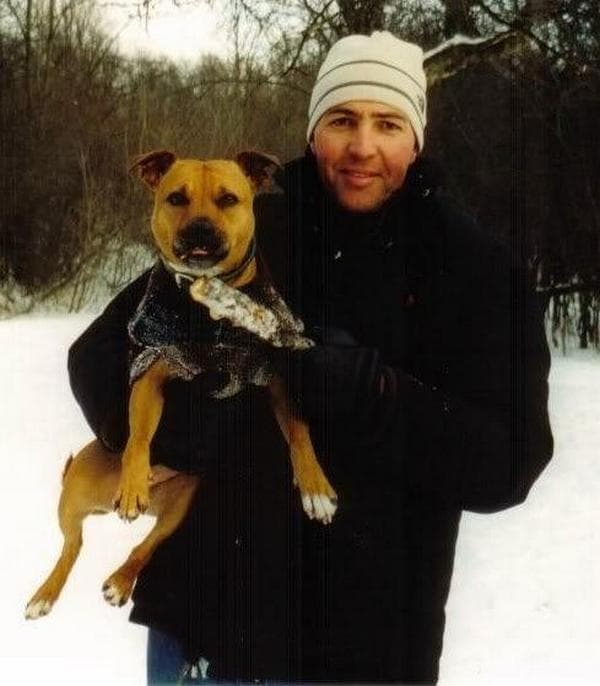 Арнольд Вослу с собакой
