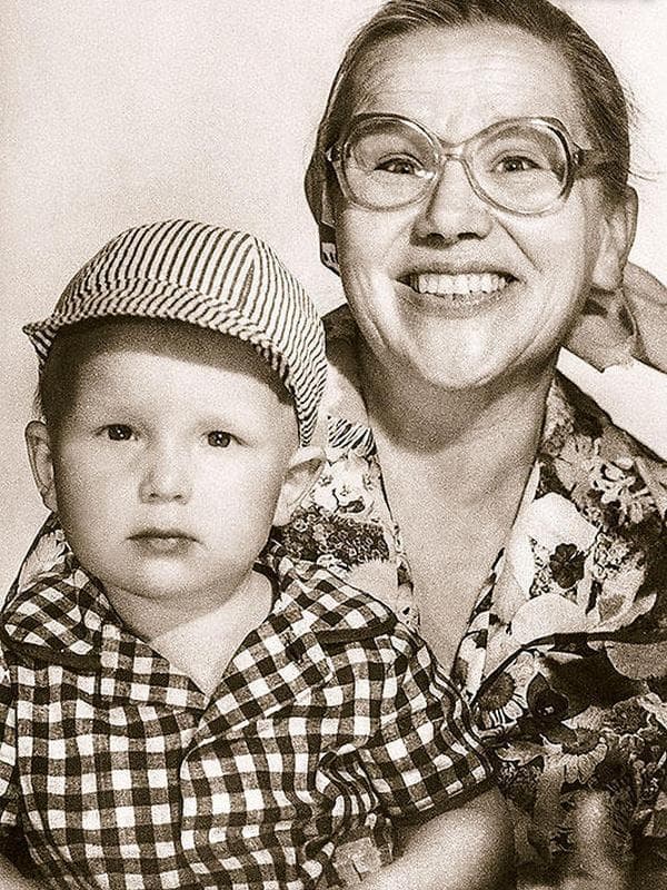 Валентина Березуцкая с внуком