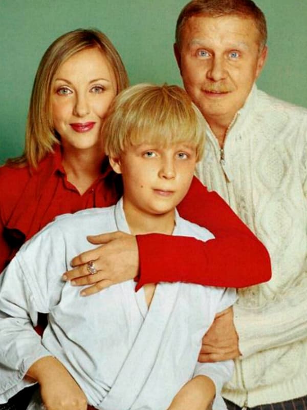 Валерий Шальных и Елена Яковлева с сыном Денисом