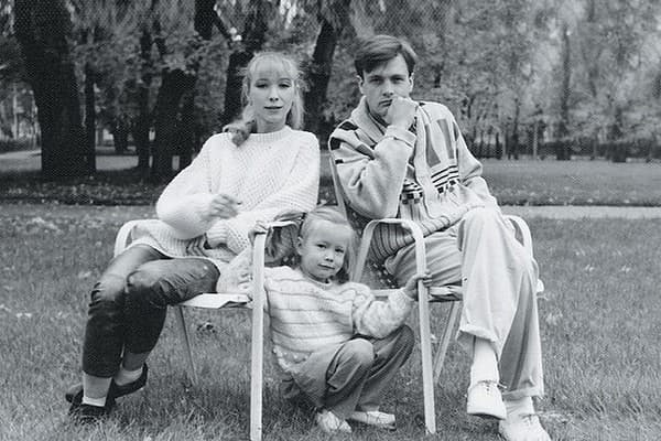 Дарья Мороз в детстве с родителями