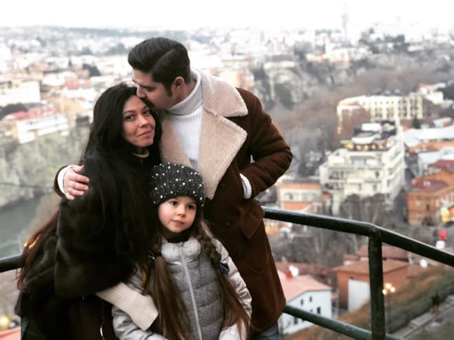 Юрий Музыченко с женой и дочерью