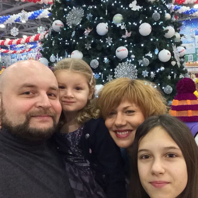 Илья Хорошилов и его семья