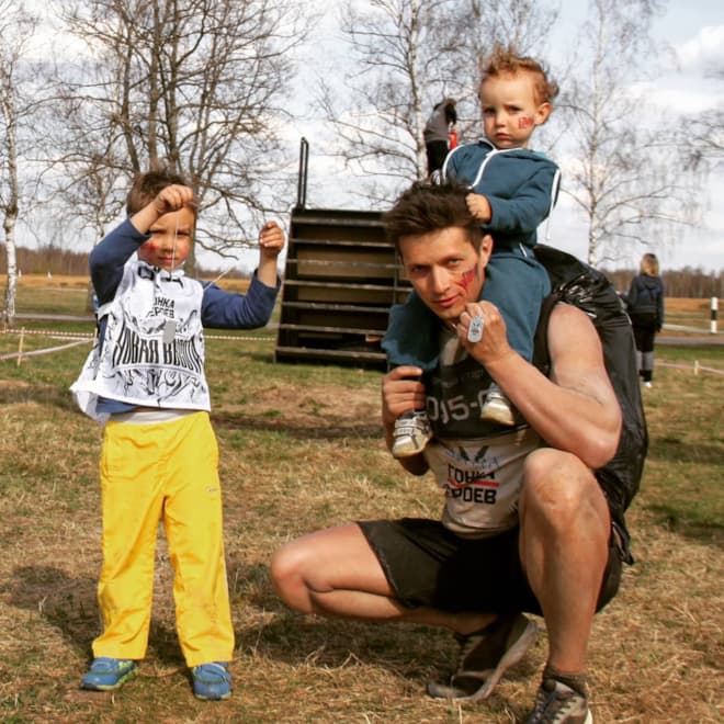 Дмитрий Гудочкин с детьми