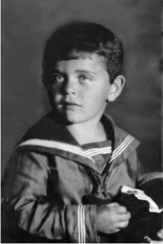 Аркадий Арканов в детстве