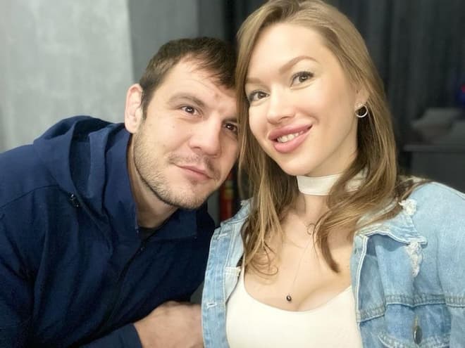 Никита Крылов с женой