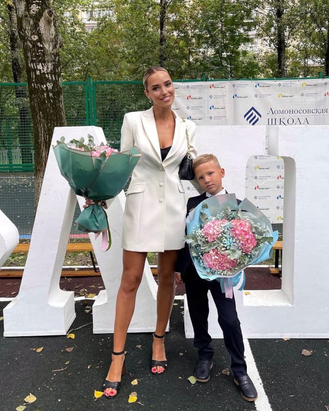 Наталья Сульянова (Таша Смит) с сыном