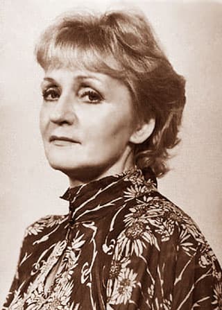 Актриса Клара Румянова