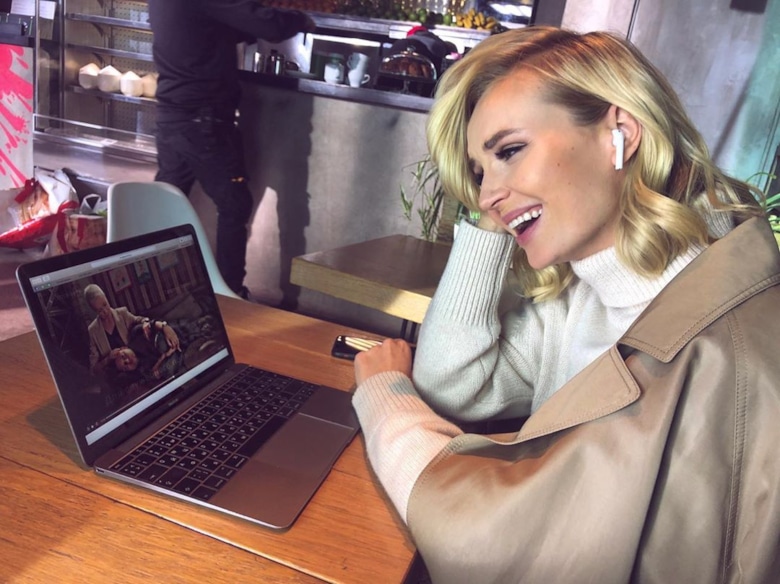 Как выглядит Полина Гагарина в обычной жизни - 2 фон