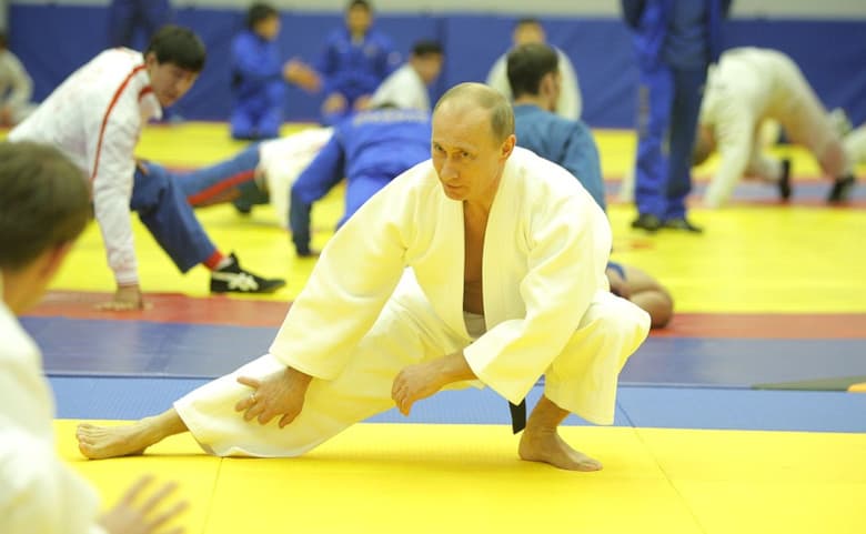 10 фактов о Владимире Путине - 0 фон