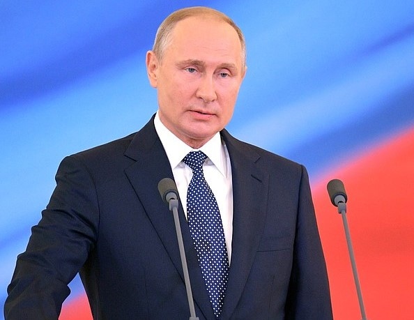 Мифы и факты о Владимире Путине - фон