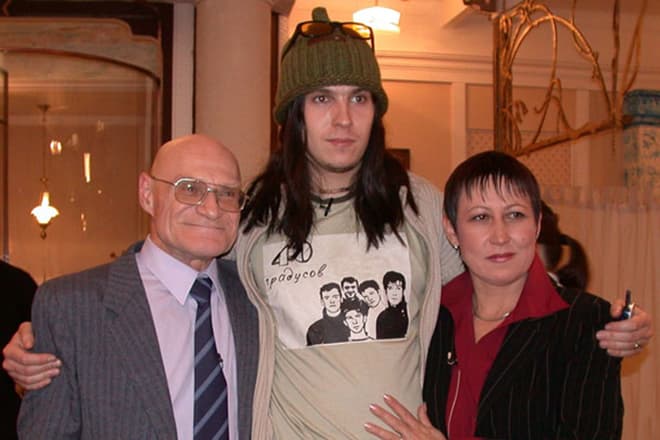 Юрий Шерстнев с семьей