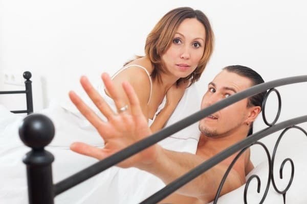 Как вернуть мужа в семью от любовницы: найдите причину измены