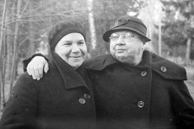 Клавдия Николаева и Надежда Крупская