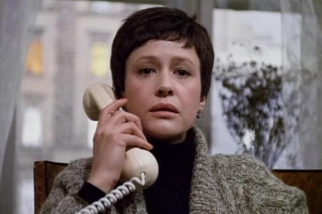 Марина Неелова в фильме «Осенний марафон» Марина Неелова в фильме «Осенний марафон»