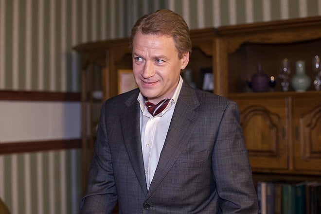 Сериал «Бумеранг»: актёр Алексей Тихонов в роли Дмитрия Сериал «Бумеранг»: актёр Алексей Тихонов в роли Дмитрия