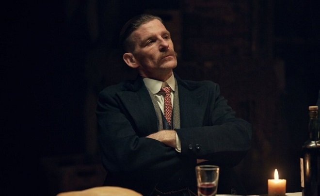 Сериал «Острые козырьки»: актер Пол Андерсон в роли Артура Шелби Сериал «Острые козырьки»: актер Пол Андерсон в роли Артура Шелби